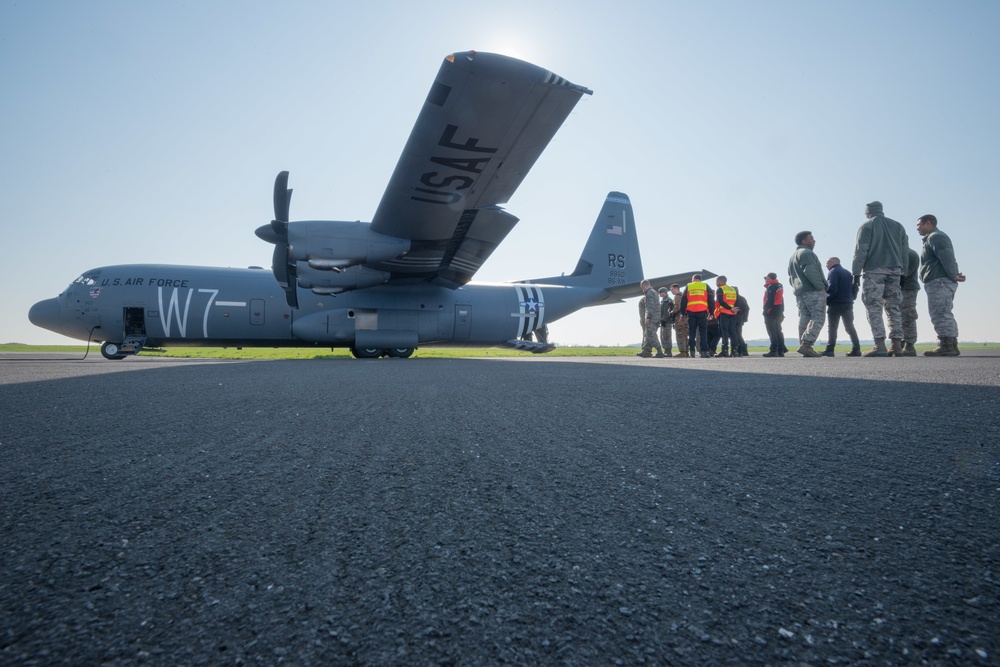 424th ABS Fire Department invites Belgian Firefighters for C-130 Training