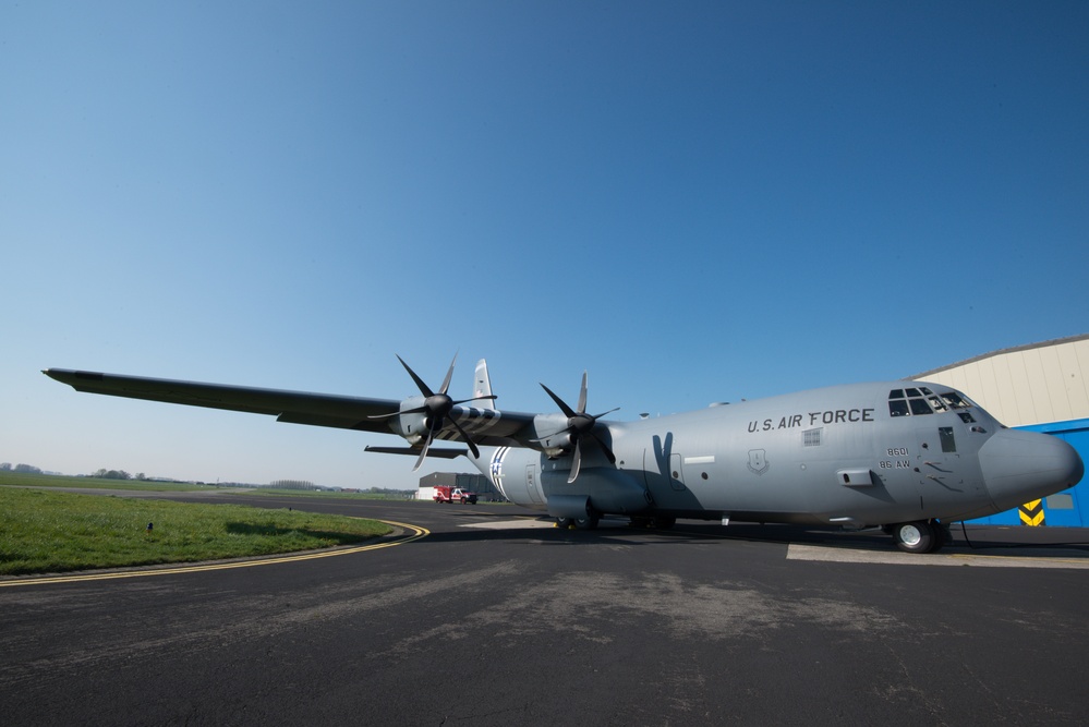 424th ABS Fire Department invites Belgian Firefighters for C-130 Training