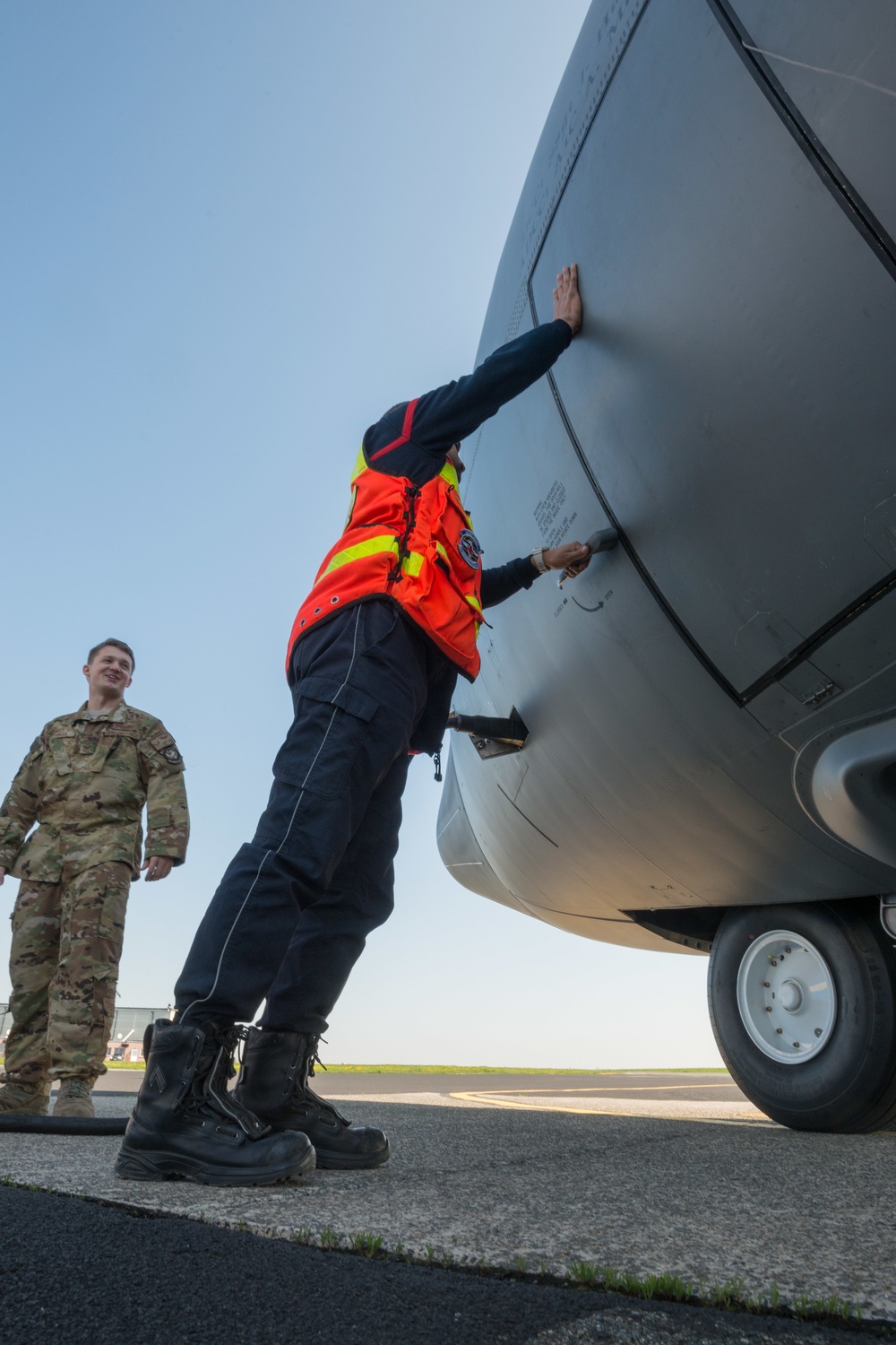 424th ABS Fire Department invites Belgian Firefighters for C-130 Training