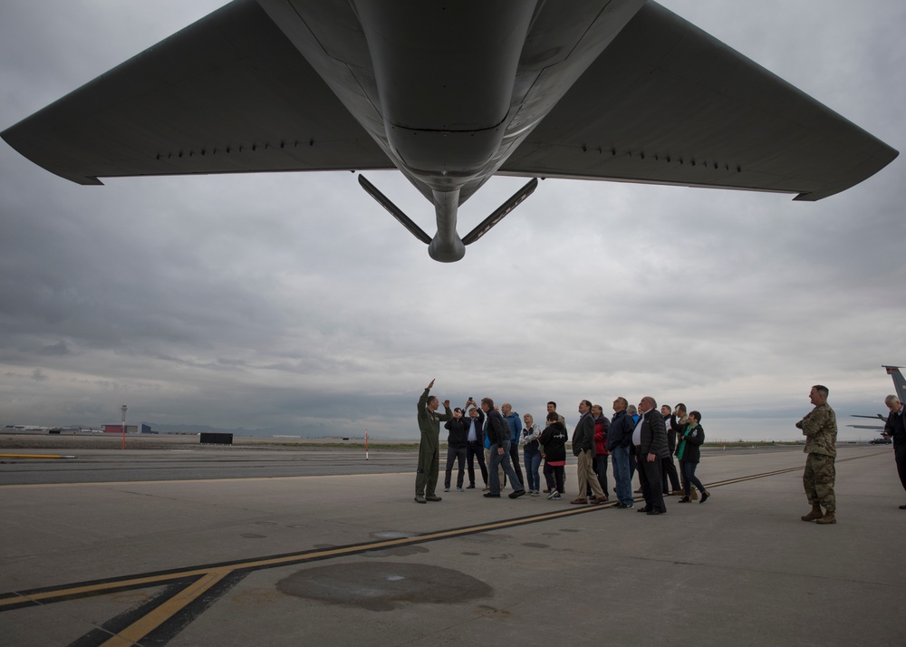 Utah Governor tours Roland R. Wright Air National Guard Base
