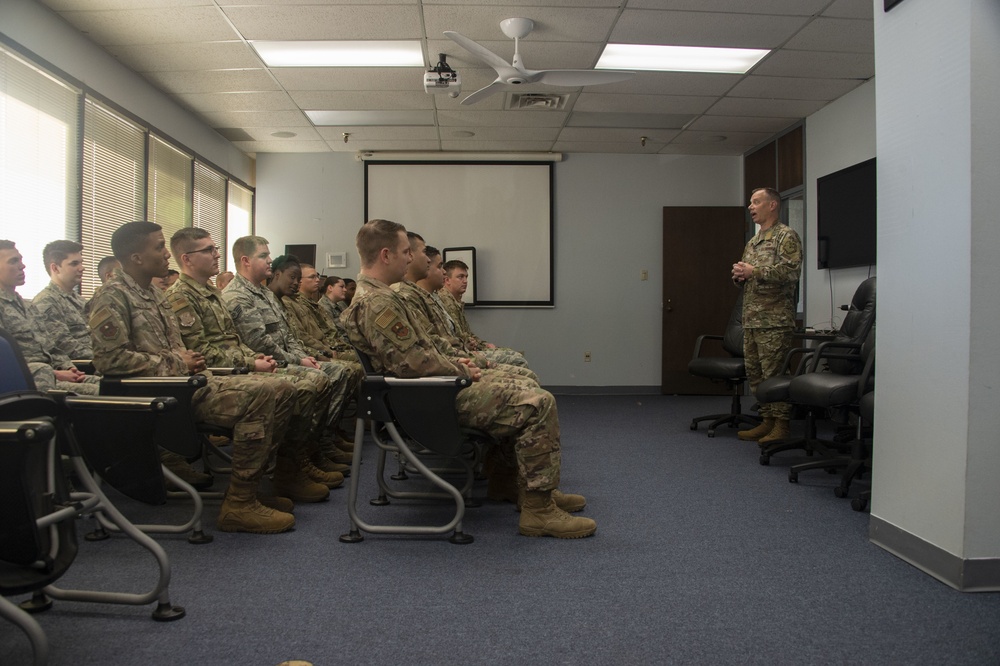 19th AF Command Chief talks quality mentorship with Airmen