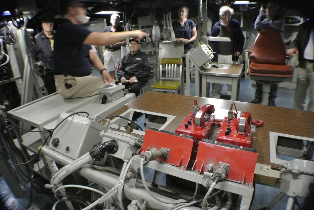 Combat Engagement Center aboard the Battleship Wisconsin