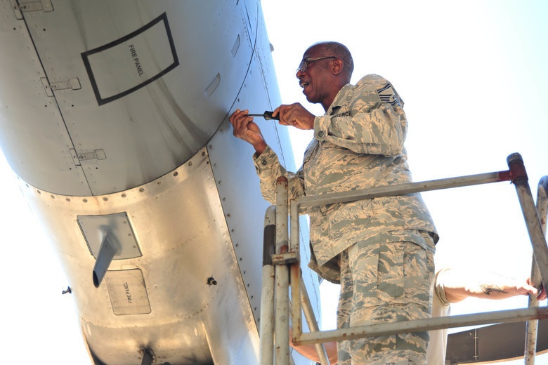 Maintenance member a witness to 403rd Wing History