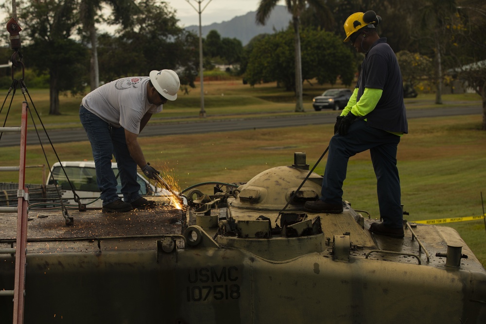 LVTP-5 Dismantling
