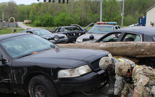 Engineers clear obstacles during Exercise Guardian Response