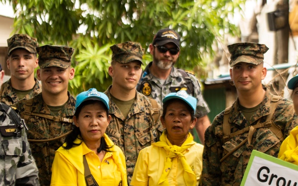 MRF-D Marines participate in COMREL event