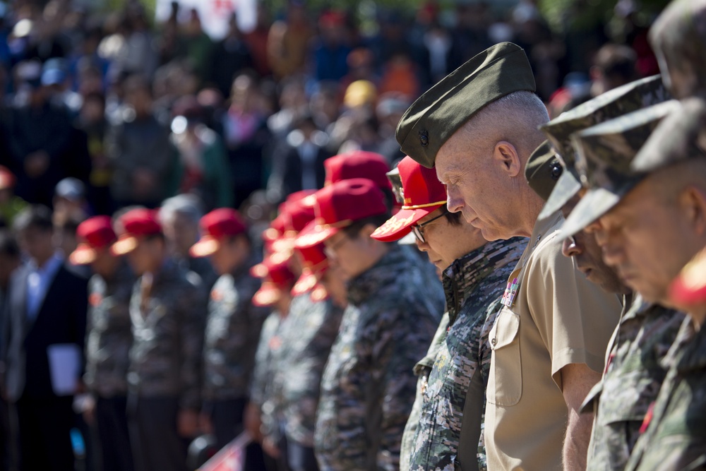 U.S. Marines participate in Pohang ROK Marine Corps Cultural Festival