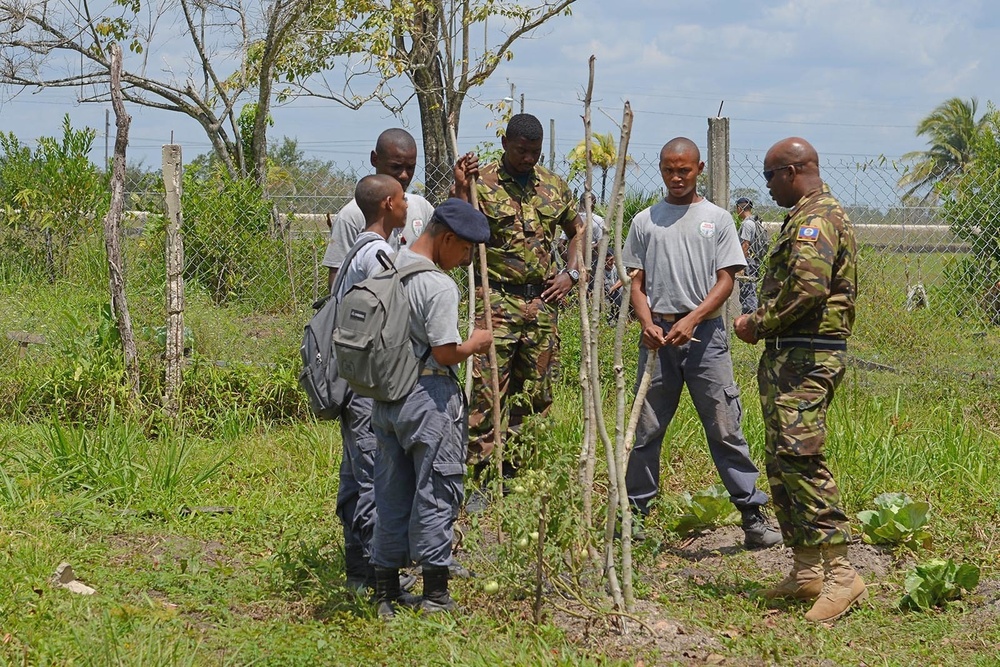 La. Guard trains Belize Defence Force YCP Cadre