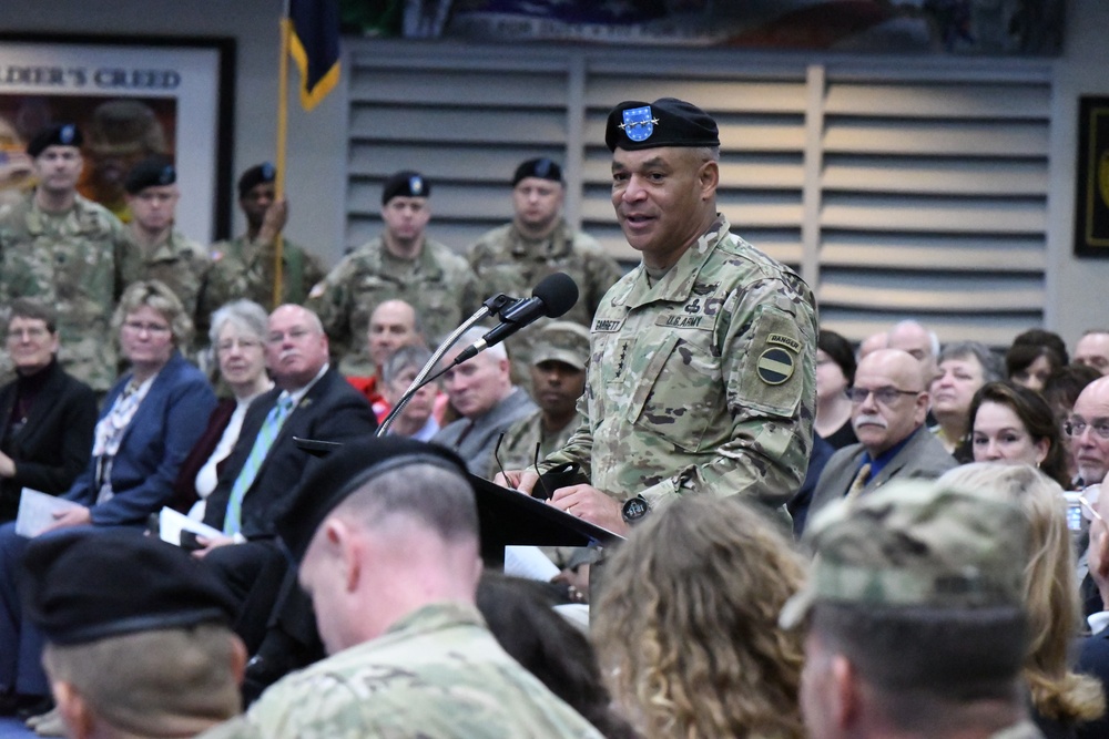 10th Mountain Division (LI) change of command ceremony