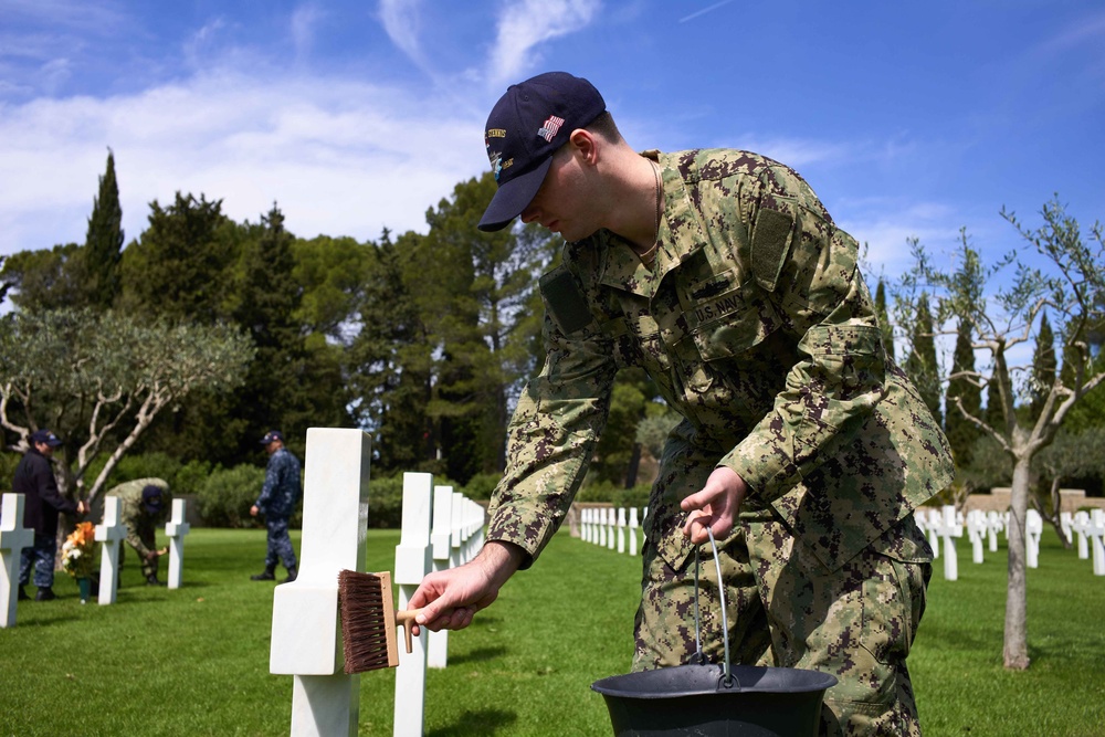 U.S. Sailors visit the Rhone American Cemetery