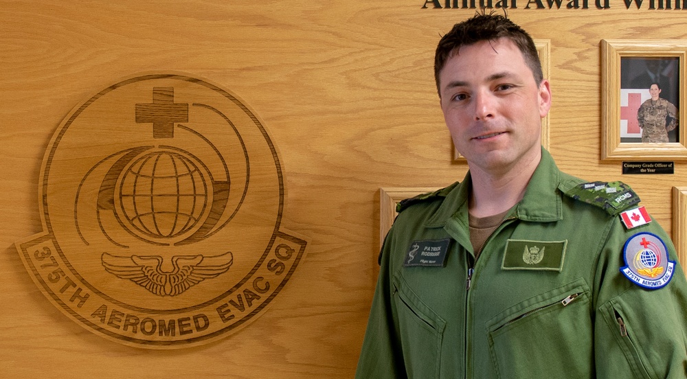 Canadian officer trains with U.S. aeromedical evacuation team