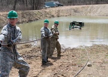 Wheeled Vehicle Recovery Course