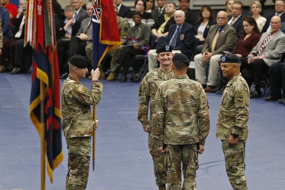 10th MTN DIV Change of Command