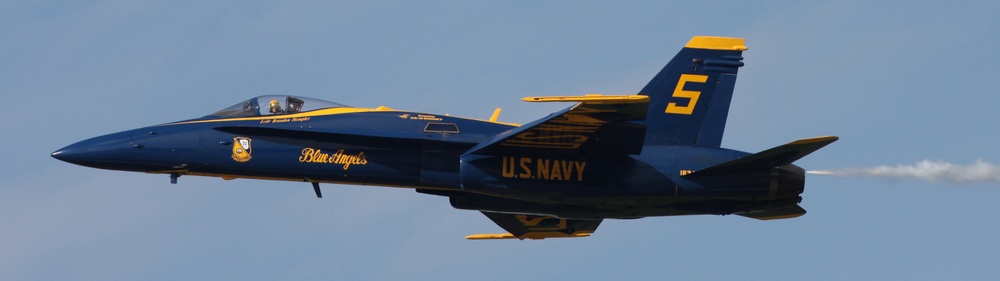 Blue Angels perform at MCAS Beaufort