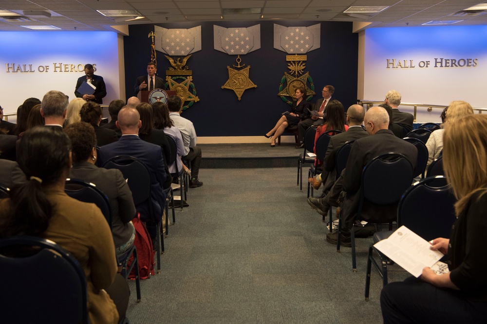 DoD Officials Present Inaugural DOD Gears of Government Awards