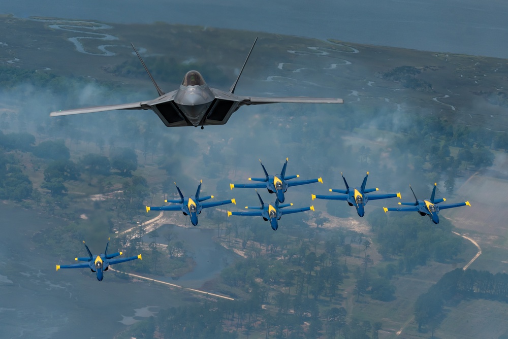 F-22 Raptor makes historic flight with Blue Angels