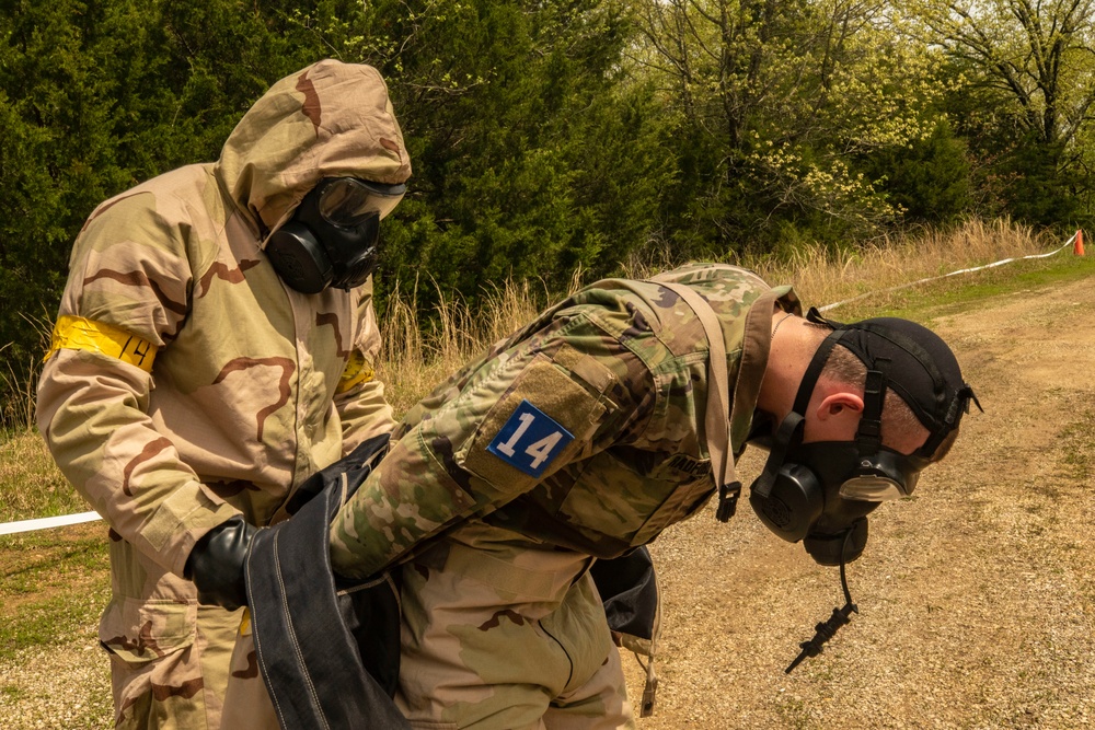 82nd Airborne Division Paratroopers complete day 2 of the 2019 Best CBRN Warrior Competition