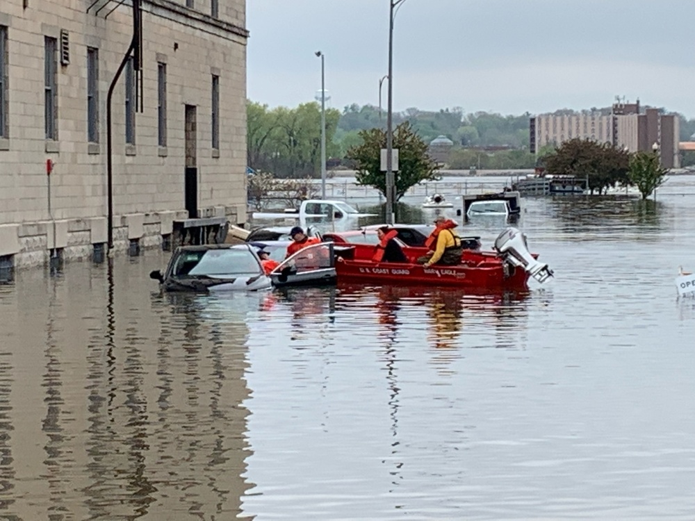 Coast Guard responding to levee failure in Scott County, Iowa