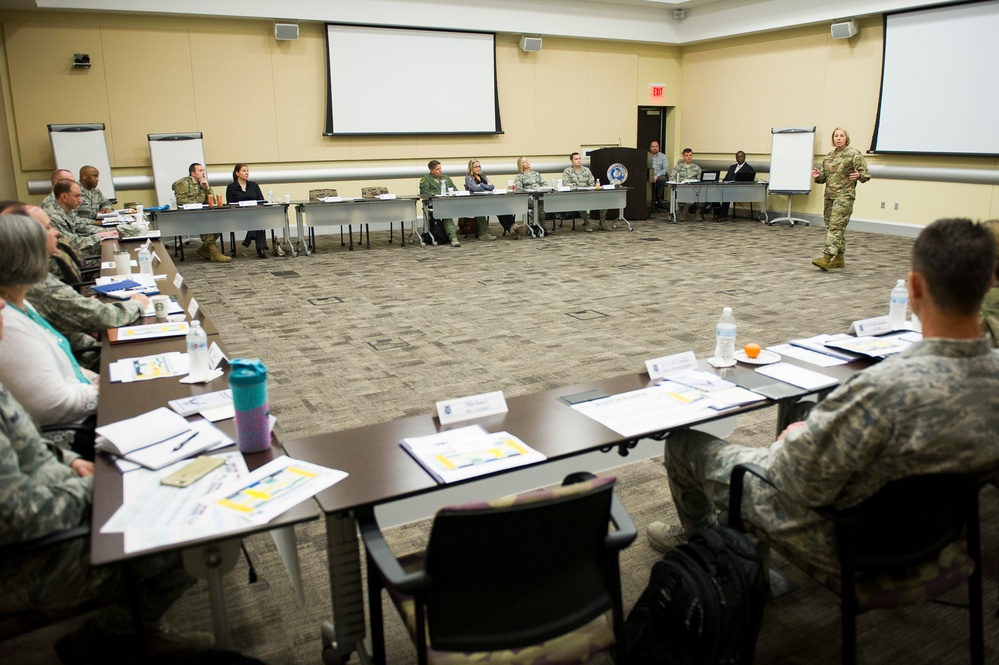 AFDW teaches new squadron commanders