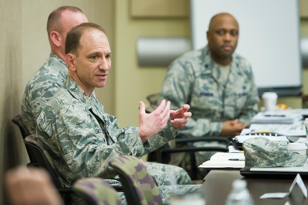 AFDW teaches new squadron commanders