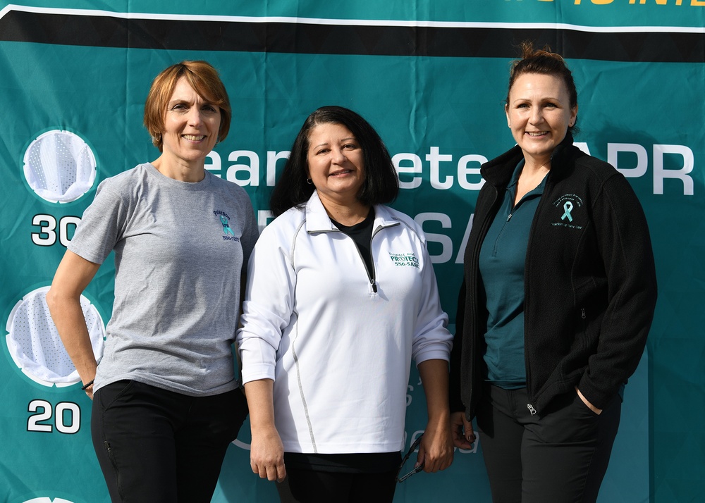 19-04-26 SAPR Walk-A-Lap