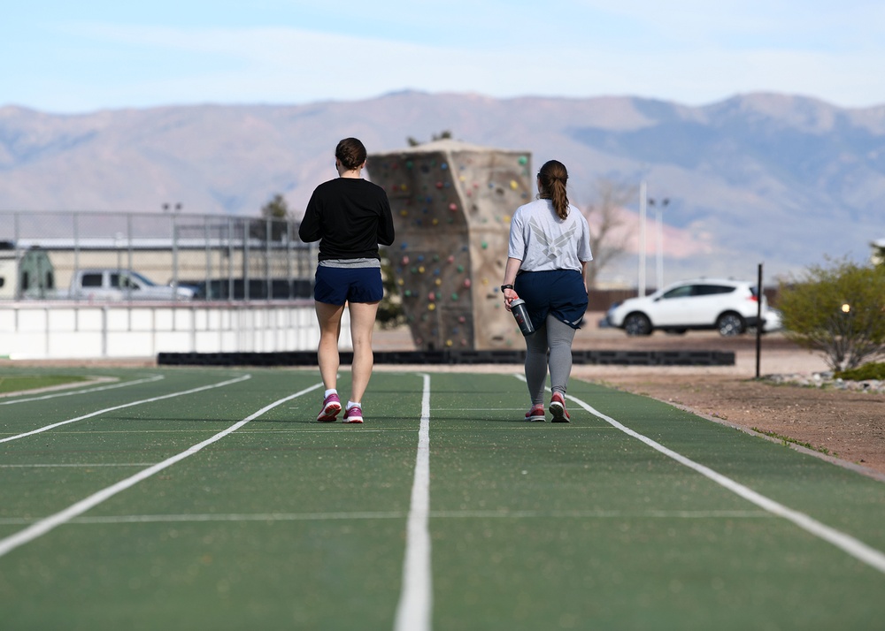 19-04-26 SAPR Walk-A-Lap