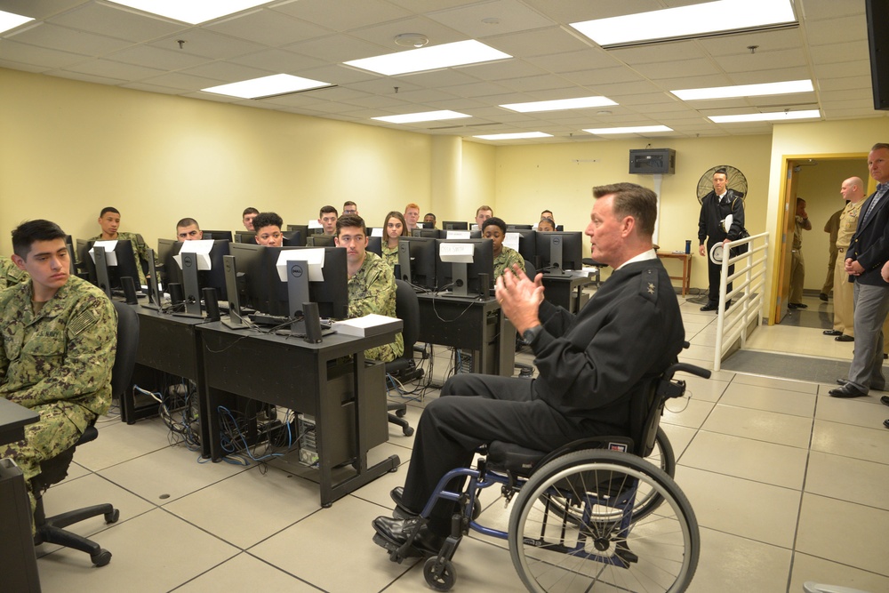 NETC Commander Visits CSCSU Great Lakes