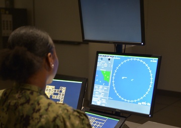 CSCSU Great Lakes Students in SSDS Lab at Operations Specialist "A" School