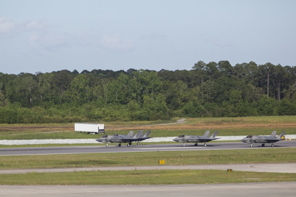 DVIDS - Images - Marine Fighter Attack Training Squadron 501 conducts 