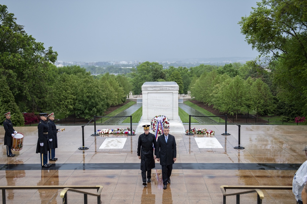 Prime Minister of Slovakia Peter Pellegrini Participates in a Wreath-Laying at the Tomb of the Unknown Soldier