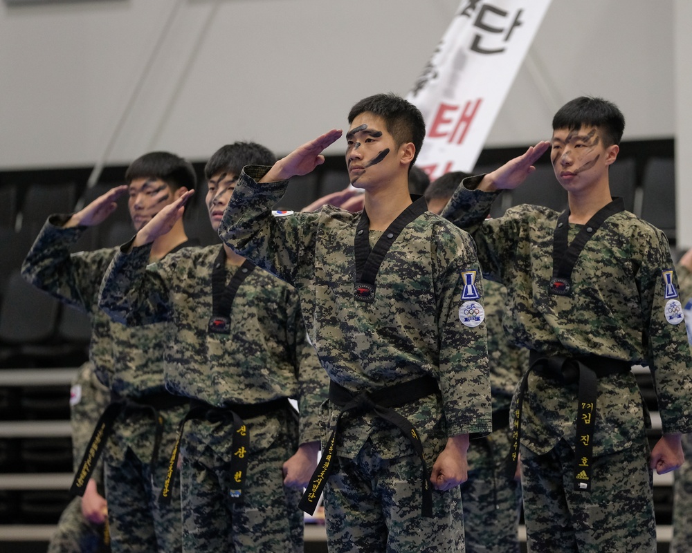 KATUSA-U.S. Soldier Friendship Week Closing Ceremony Brings Korean Culture to Life