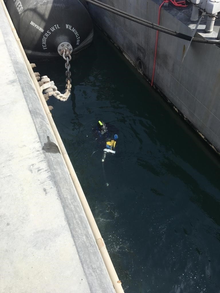 FDRMC Diver enters the water