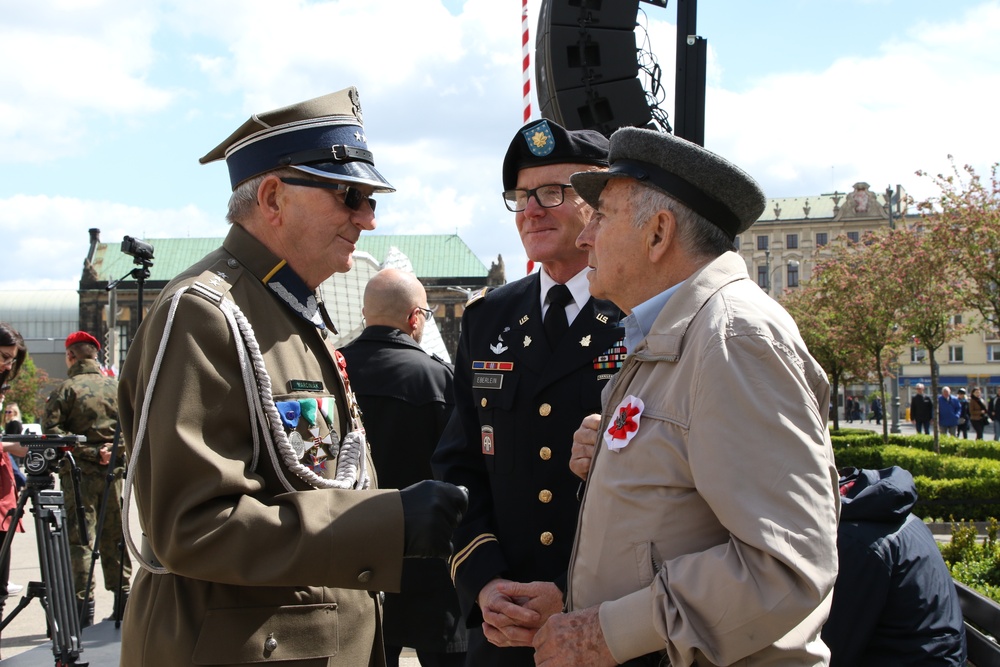 Poznan celebrates Constitution Day at Freedom Square