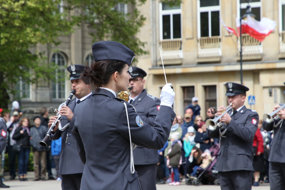 Poznan celebrates Constitution Day at Freedom Square