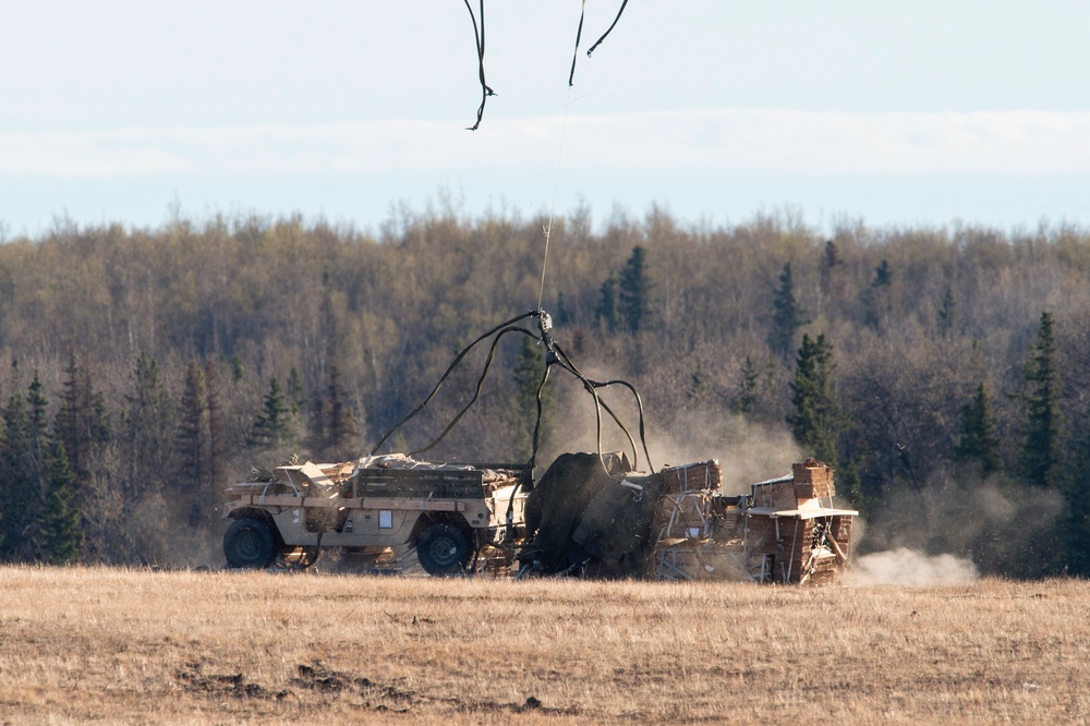 ‘Spartan Steel’ paratroopers conduct airborne training at JBER