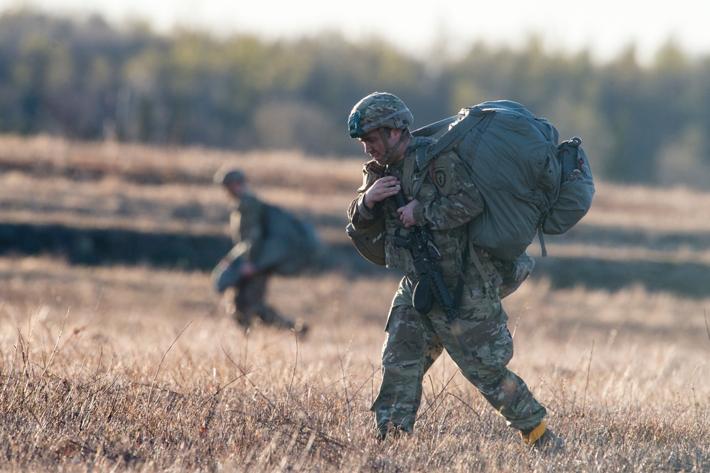 ‘Spartan Steel’ paratroopers conduct airborne training at JBER
