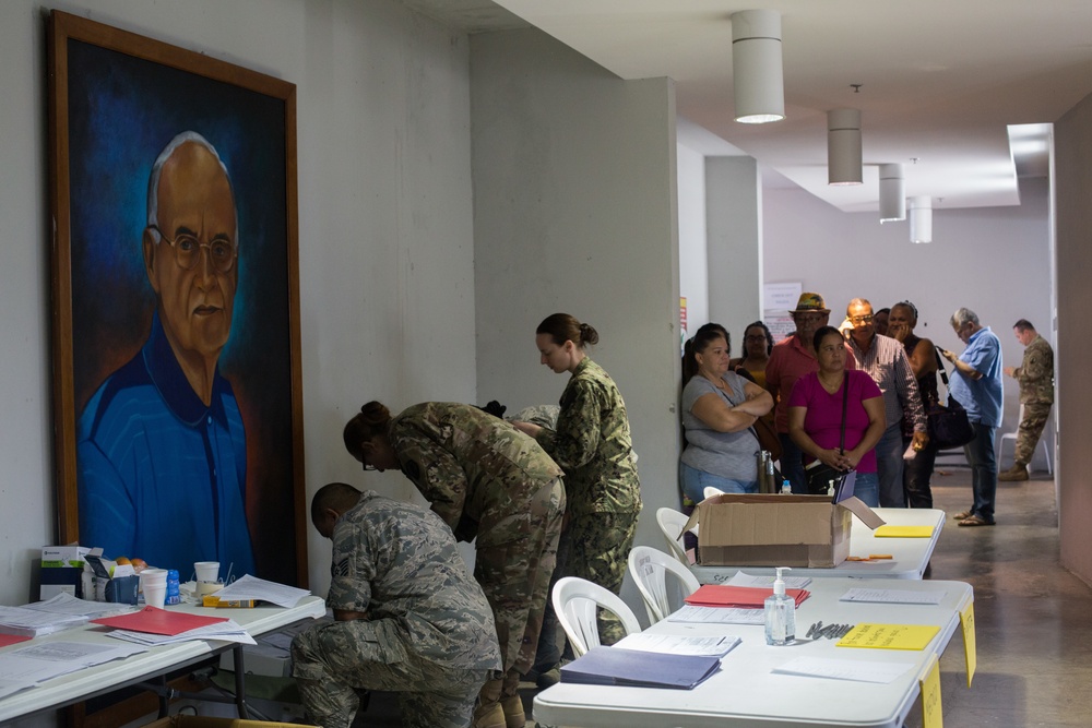 U.S. service members perform medical care at Innovative Readiness Training Puerto Rico 2019