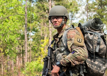 South Carolina Army National Guard officer candidates conduct squad movements during OCS