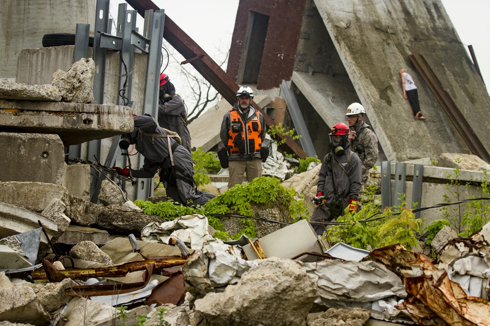 68th Engineer Construction Company conducts recon for urban search and rescue