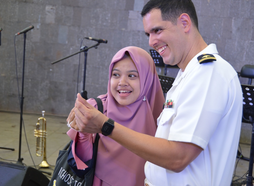 Seventh Fleet Band Indonesia Bus Tour
