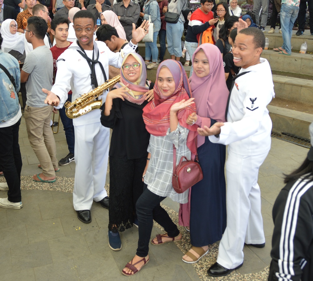 Seventh Fleet Band Indonesia Bus Tour