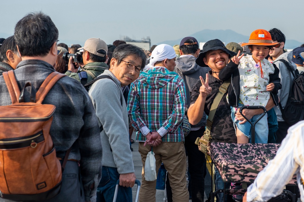 JMSDF, MCAS Iwakuni take Friendship Day 2019 to new altitudes