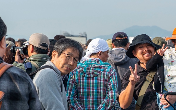 JMSDF, MCAS Iwakuni take Friendship Day 2019 to new altitudes