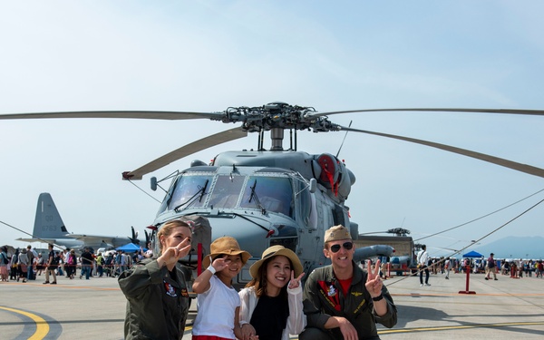 JMSDF, MCAS Iwakuni take Friendship Day 2019 to new altitudes