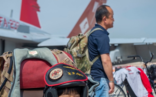 JMSDF, MCAS Iwakuni take Friendship Day 2019 to new altitudes