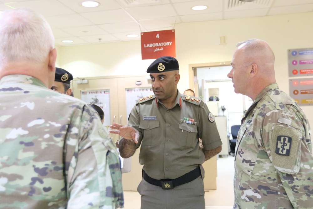 MG Ibrahim visits 452d CSH