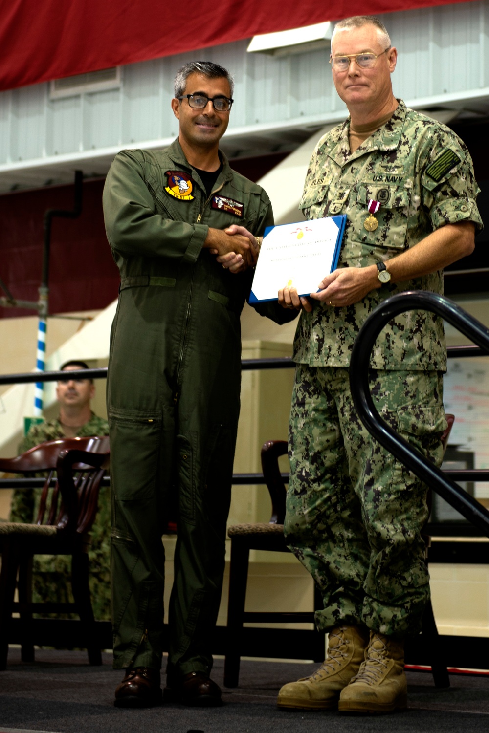 VR-57 Hosts Retirement Ceremony