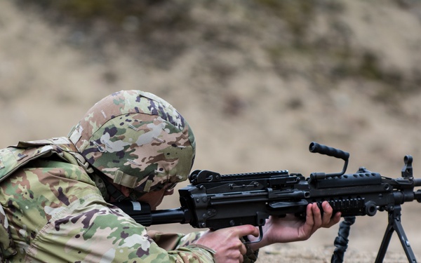 Maine Engineering Battalion Takes Aim