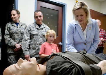 Pa. Senator visits Horsham AGS, congratulates Wing achievements