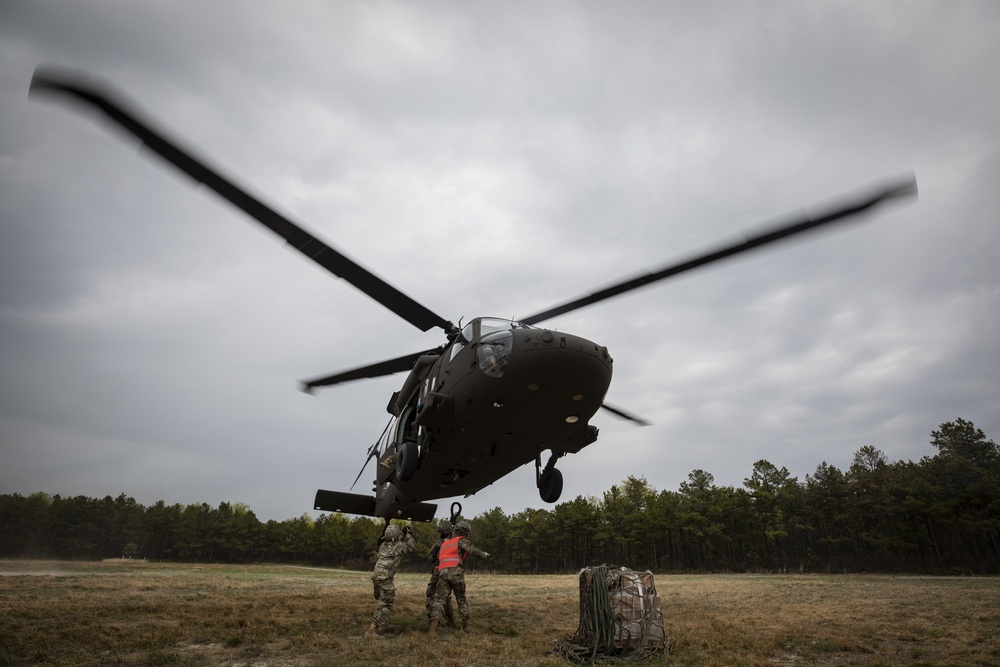 250th Brigade Support Battalion sling load training